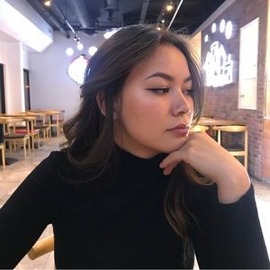 Meet your Posher, Emily